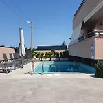 Slavica Apartman *