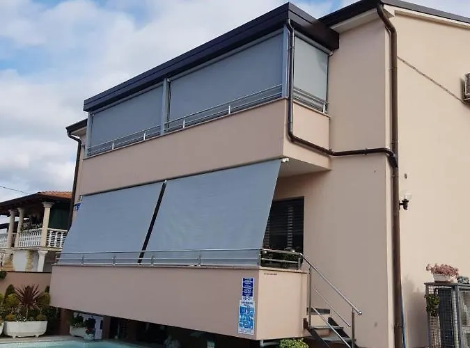 Slavica Апартаменти *